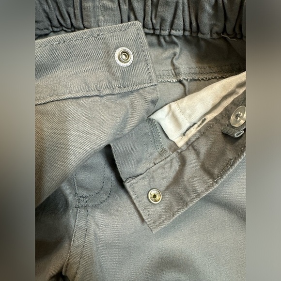 365 Kids Boys Gray Flat Front Casual/Dress Pants Size 8 - Picture 2 of 6